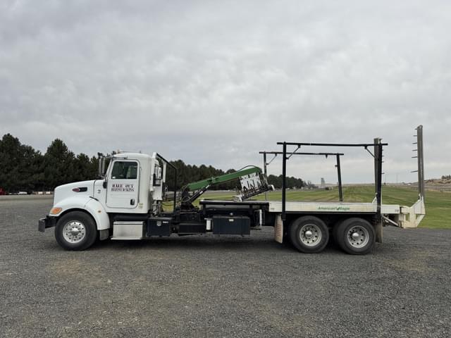 Image of Peterbilt 348 equipment image 1
