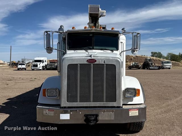 Image of Peterbilt 365 equipment image 1