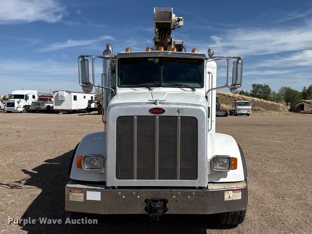 Image of Peterbilt 365 equipment image 1
