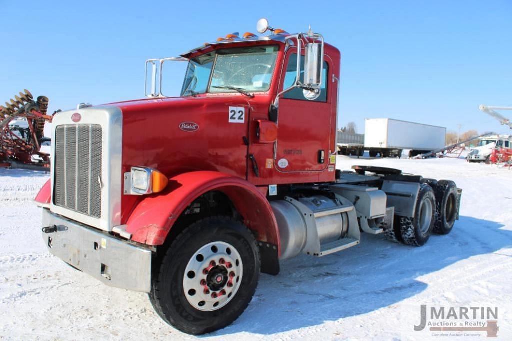 Image of Peterbilt 365 Primary image