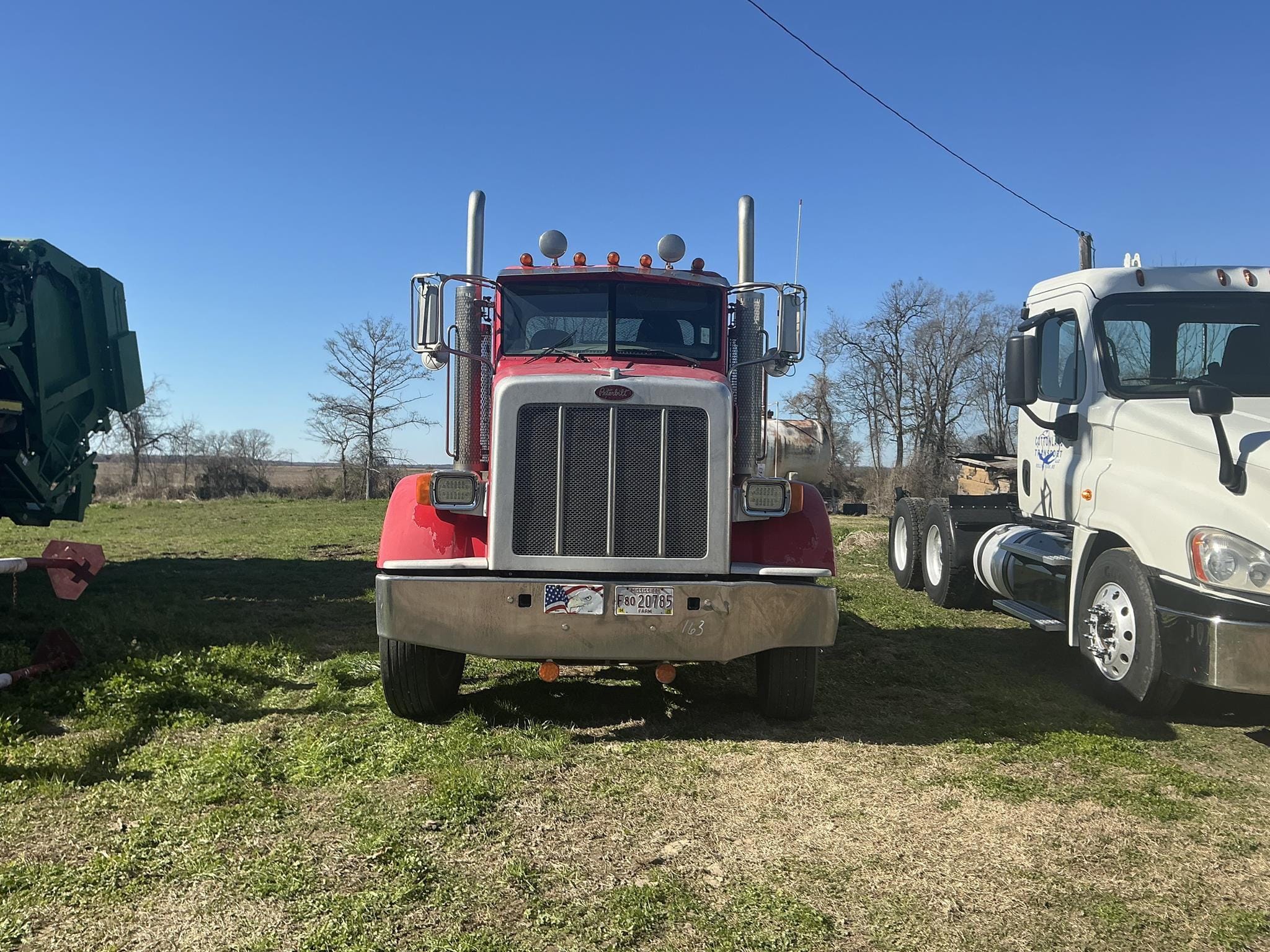 2013 Peterbilt 367 Equipment Image0