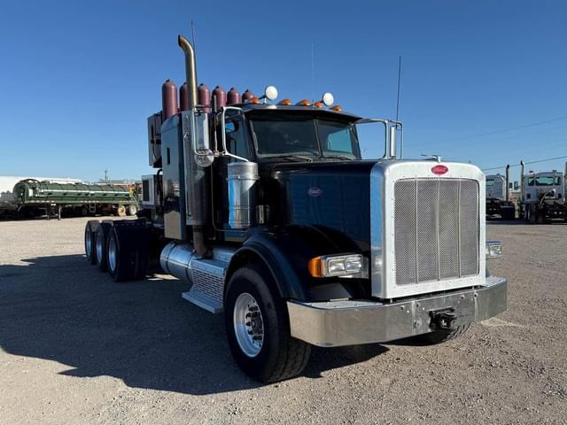 Image of Peterbilt 367 equipment image 2