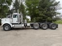 2013 Peterbilt 367 Image