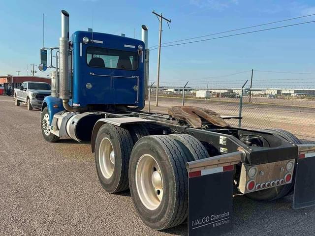 Image of Peterbilt 367 equipment image 1