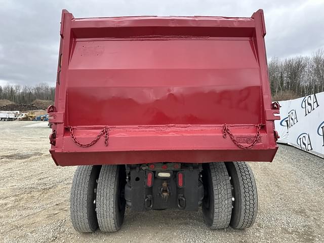 Image of Peterbilt 367 equipment image 3