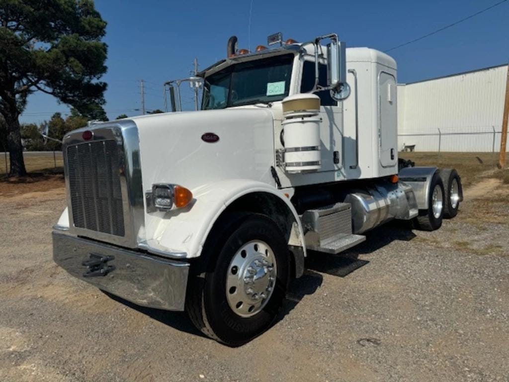 Main image Peterbilt 367