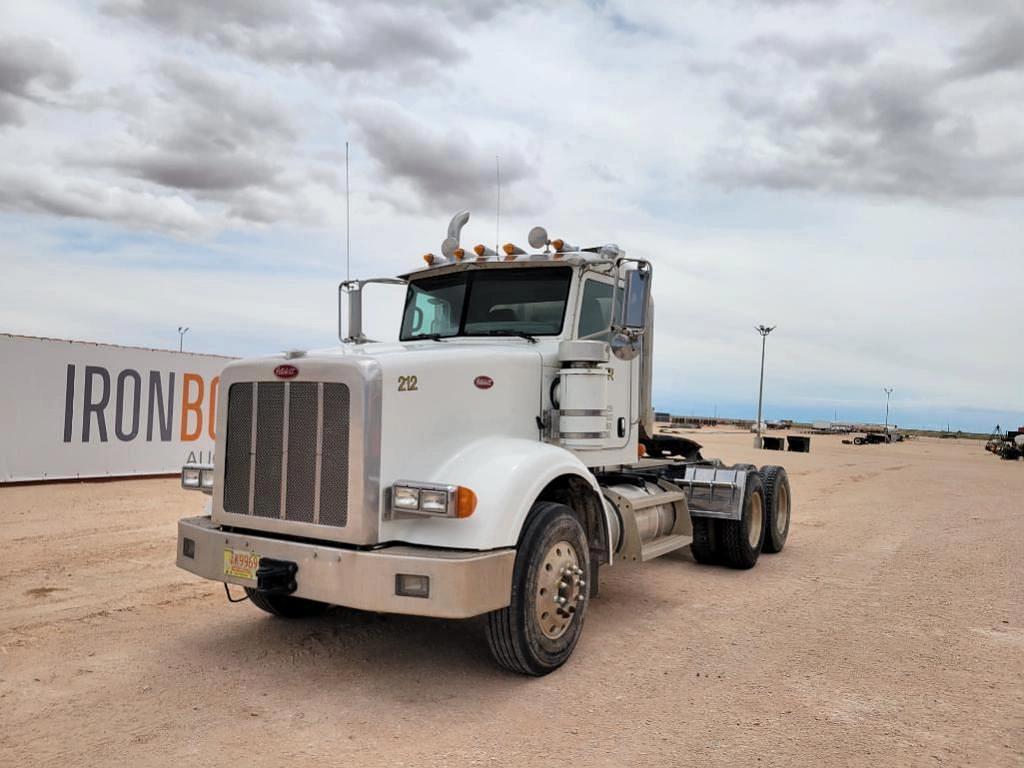Image of Peterbilt 367 Primary image