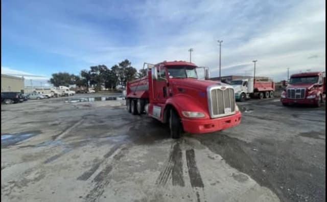 Image of Peterbilt 386 equipment image 1