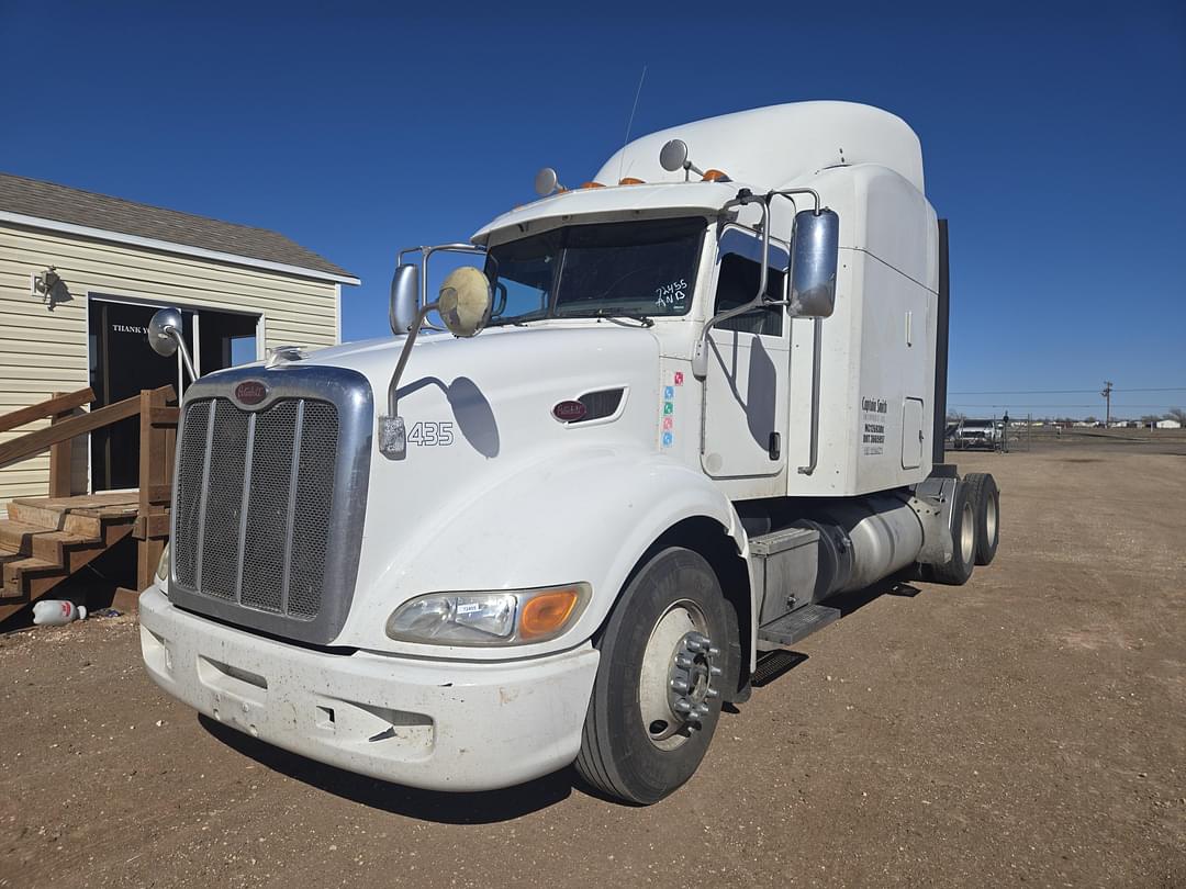 Image of Peterbilt 386 Primary image