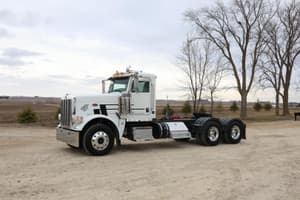 2013 Peterbilt 388 Image