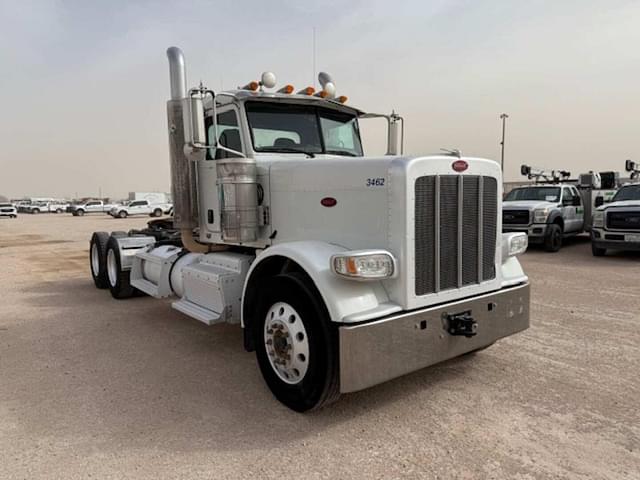 Image of Peterbilt 388 equipment image 2