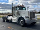 2013 Peterbilt 388 Image
