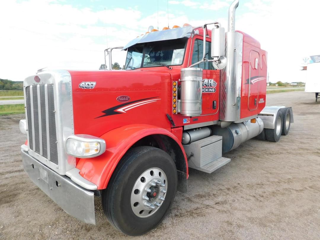 Image of Peterbilt 388 Primary image