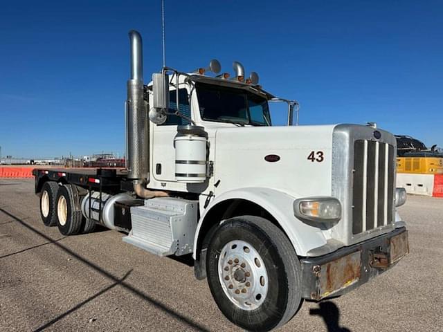 Image of Peterbilt 388 equipment image 3