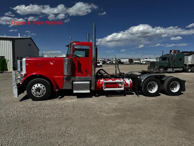 Image of Peterbilt 389 equipment image 1