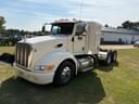 2013 Peterbilt 579 Image