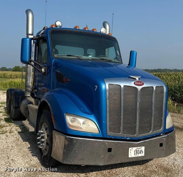 Image of Peterbilt 579 equipment image 2