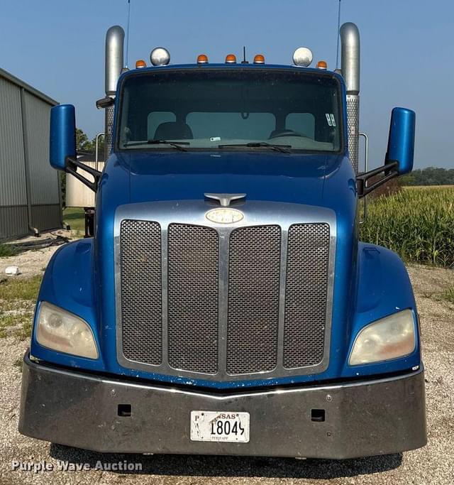 Image of Peterbilt 579 equipment image 1