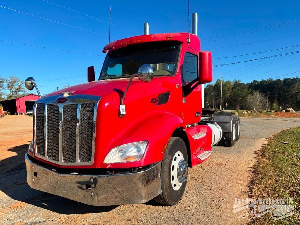 Image of Peterbilt 579 Primary image