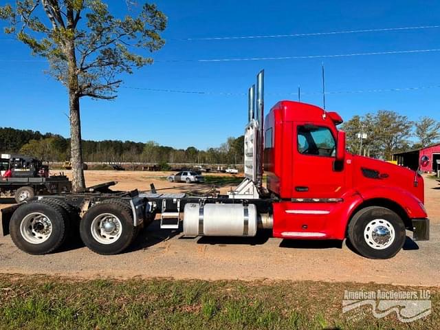 Image of Peterbilt 579 equipment image 3