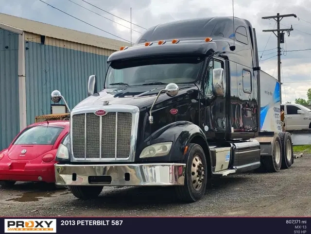 Image of Peterbilt 587 equipment image 1