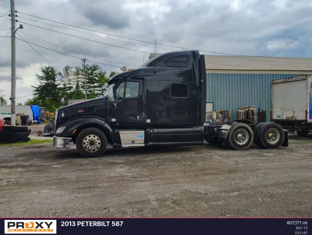 Image of Peterbilt 587 equipment image 3