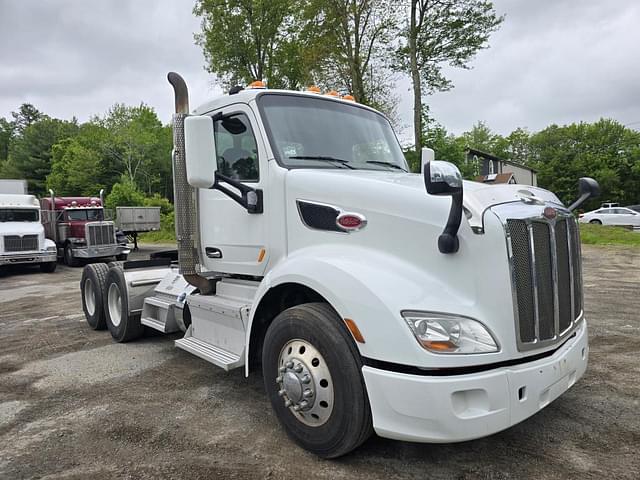 Image of Peterbilt 587 equipment image 4