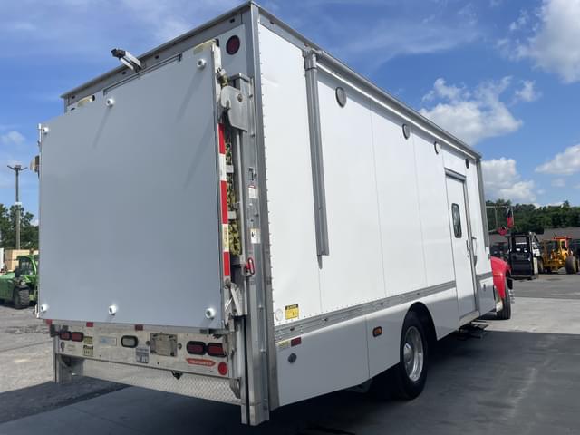 Image of Peterbilt PB337 equipment image 2