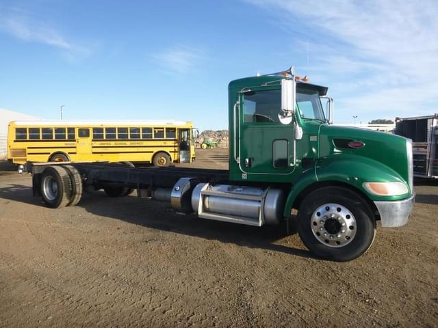 Image of Peterbilt PB337 equipment image 1