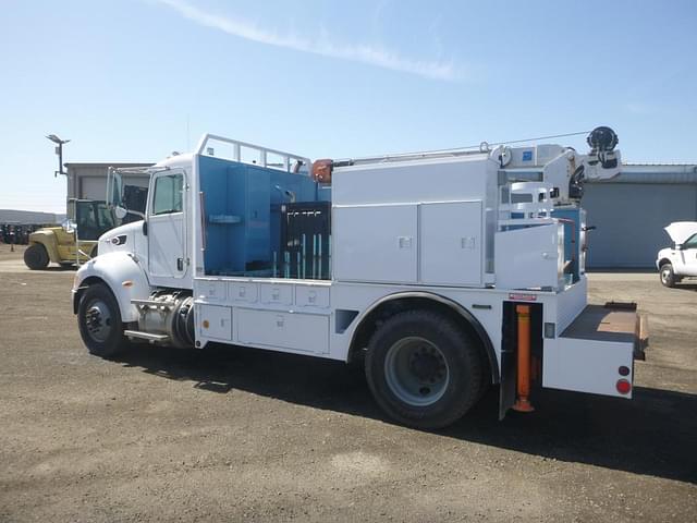 Image of Peterbilt PB337 equipment image 3