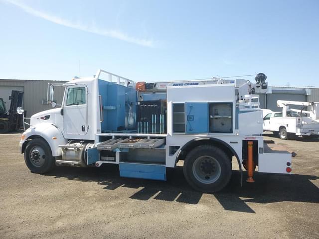 Image of Peterbilt PB337 equipment image 4