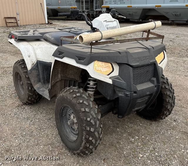 Image of Polaris Sportsman 500 equipment image 2