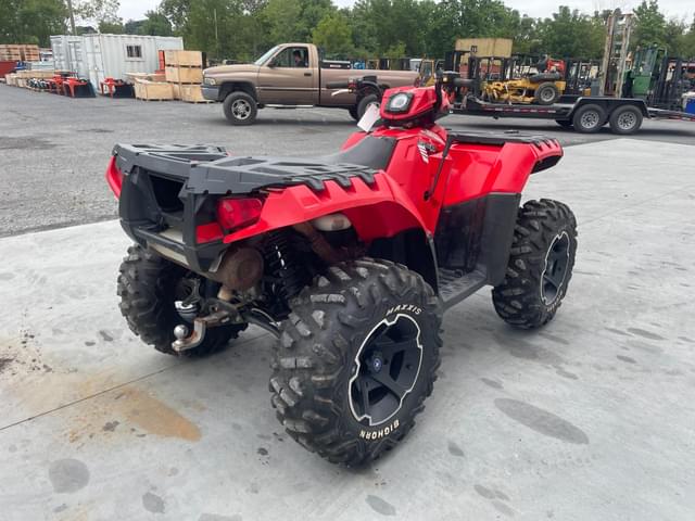 Image of Polaris Sportsman 550 equipment image 2