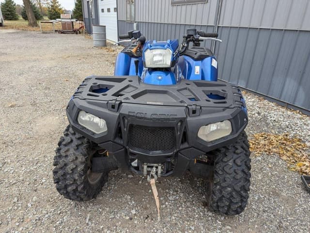 Image of Polaris Sportsman 850 equipment image 2
