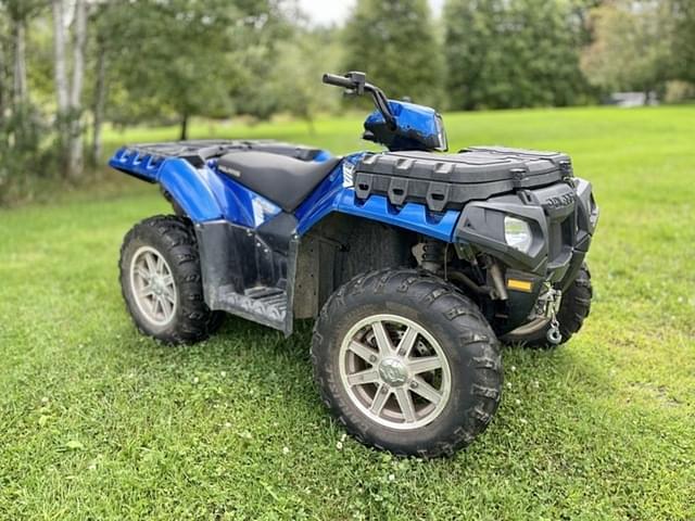 Image of Polaris Sportsman 550 equipment image 1