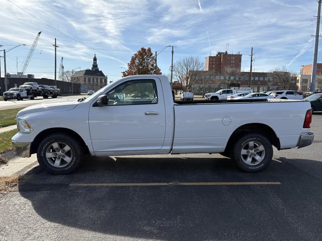 Image of Dodge Ram 1500 equipment image 2