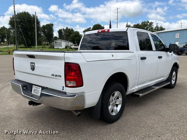 Image of Dodge Ram 1500 equipment image 4