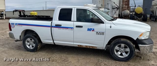 Image of Dodge Ram 1500 equipment image 3