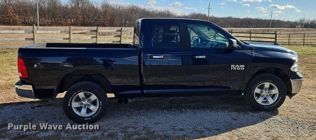 Image of Dodge Ram 1500 equipment image 3