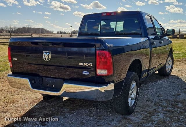 Image of Dodge Ram 1500 equipment image 4