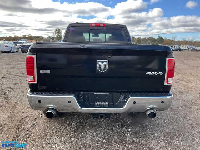 Image of Dodge Ram 1500 equipment image 3