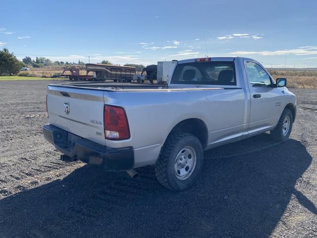 Image of Dodge Ram 1500 equipment image 4