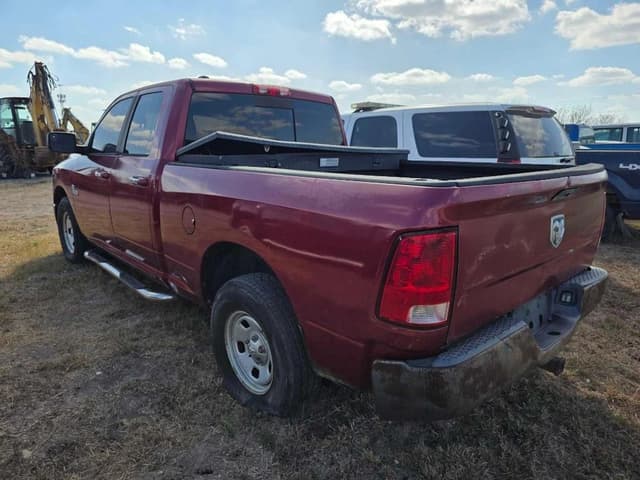 Image of Dodge Ram 1500 equipment image 3