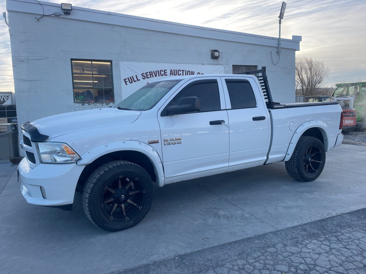 2013 Dodge Ram 1500 Equipment Image0
