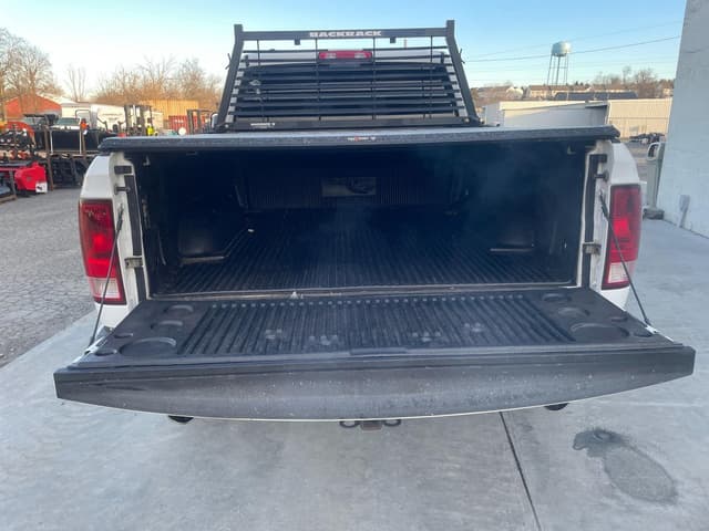 Image of Dodge Ram 1500 equipment image 4