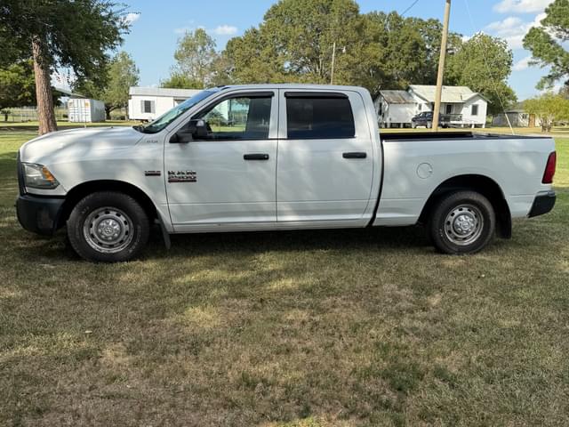 Image of Dodge Ram 2500 equipment image 2