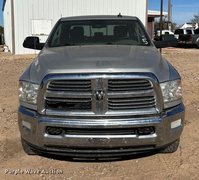 Image of Dodge Ram 2500 equipment image 2