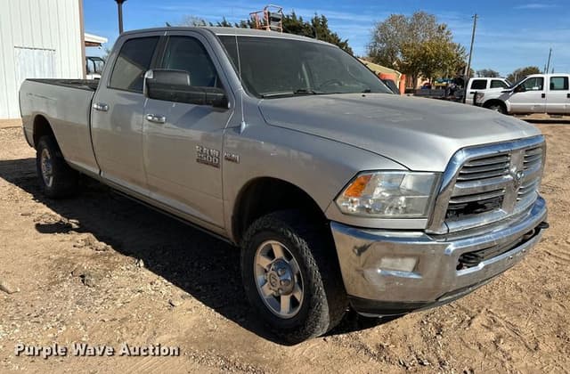 Image of Dodge Ram 2500 equipment image 3