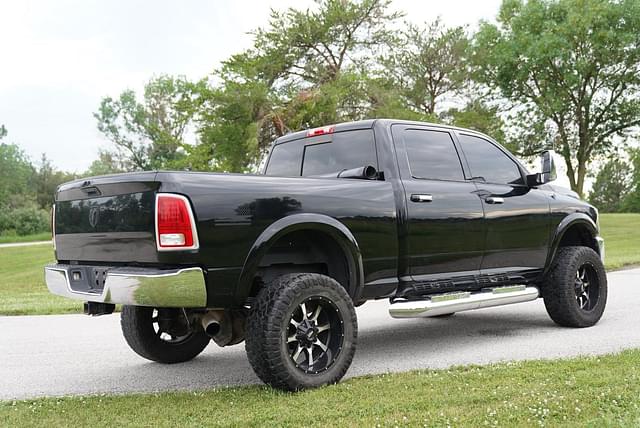 Image of Dodge Ram 2500 equipment image 4