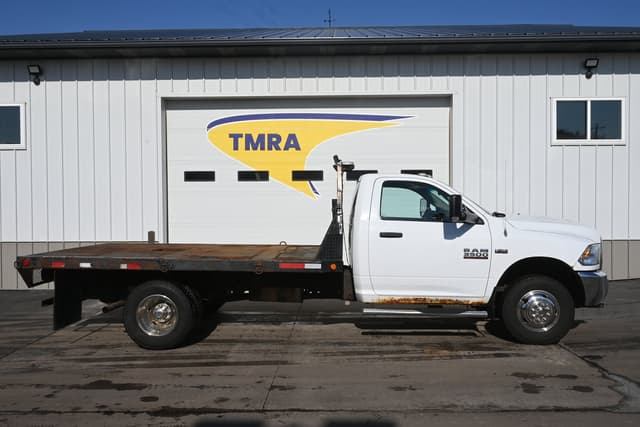 Image of Dodge Ram 3500 equipment image 1